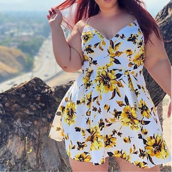 Fashion Nova Blooming Season Floral Flare Dress - Picture 8 of 8